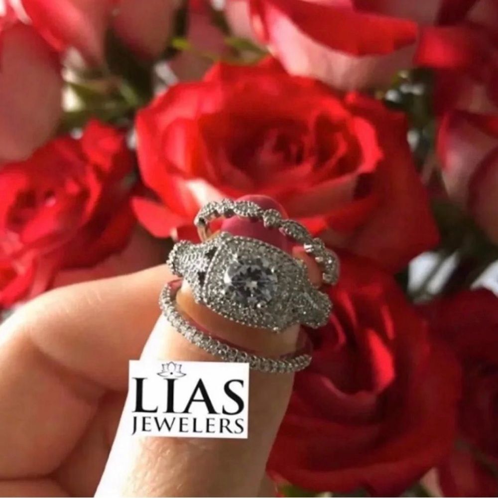 New 18k white gold wedding ring set - Picture 3 of 7